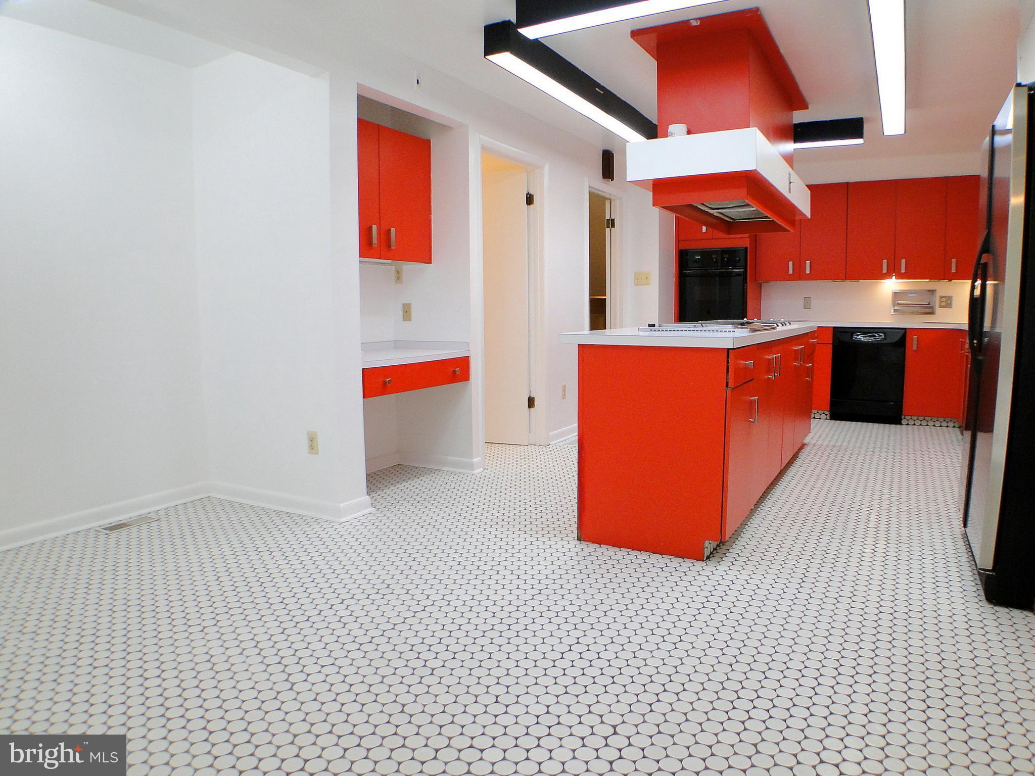 8232 Brattle Road Pikesville, MD 21208 - Photo 14 of 30