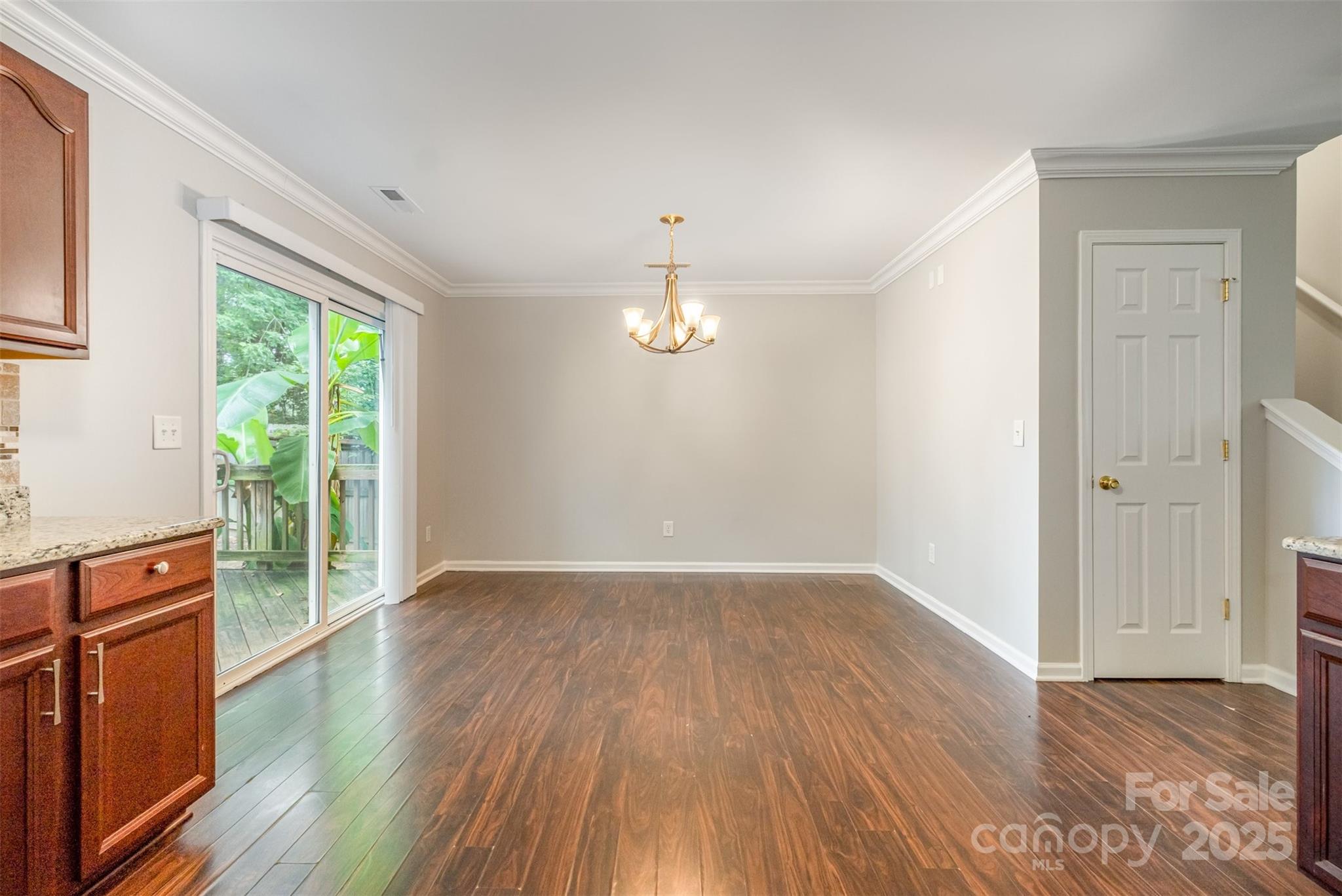 2539 Anna Garrison Road Charlotte, NC 28206 - Photo 4 of 16