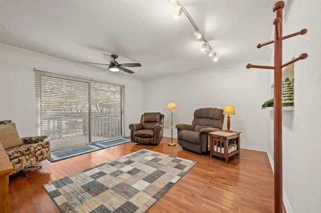 $140,000 | 4535 North O'Connor Road, Unit 1220, Irving, TX 75062