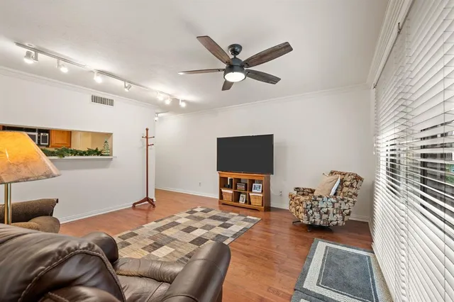 $140,000 | 4535 North O'Connor Road, Unit 1220, Irving, TX 75062