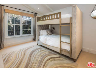 23510 Malibu Colony Road Malibu, CA 90265 - Photo 33 of 35