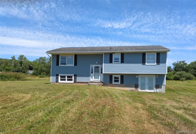 $180,000 | 45 Twisted Tree Lane, West Coxsackie, NY 12192