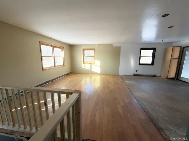 $180,000 | 45 Twisted Tree Lane, West Coxsackie, NY 12192