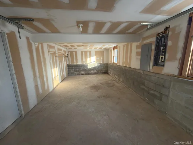 $180,000 | 45 Twisted Tree Lane, West Coxsackie, NY 12192