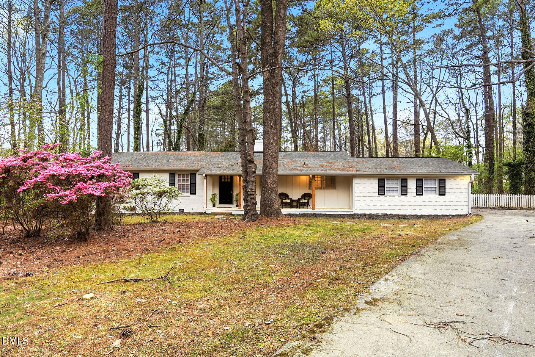 5112 Laurie Drive Raleigh, NC 27606 - Photo 3 of 15 5512 Lauire Dr Front-19