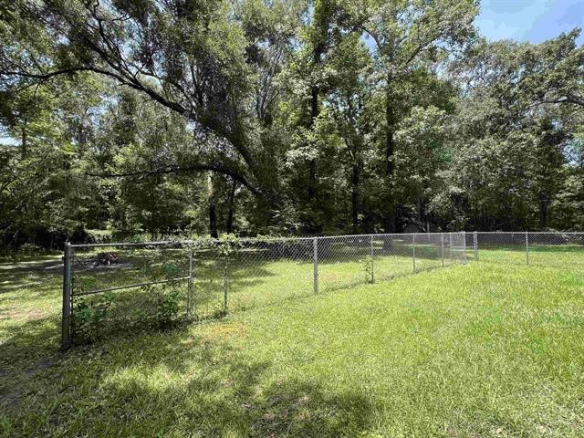 425 Lawrence Lane Vidor, TX 77662 - Photo 23 of 24