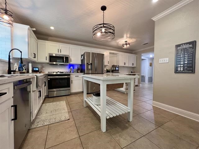 425 Lawrence Lane Vidor, TX 77662 - Photo 8 of 24