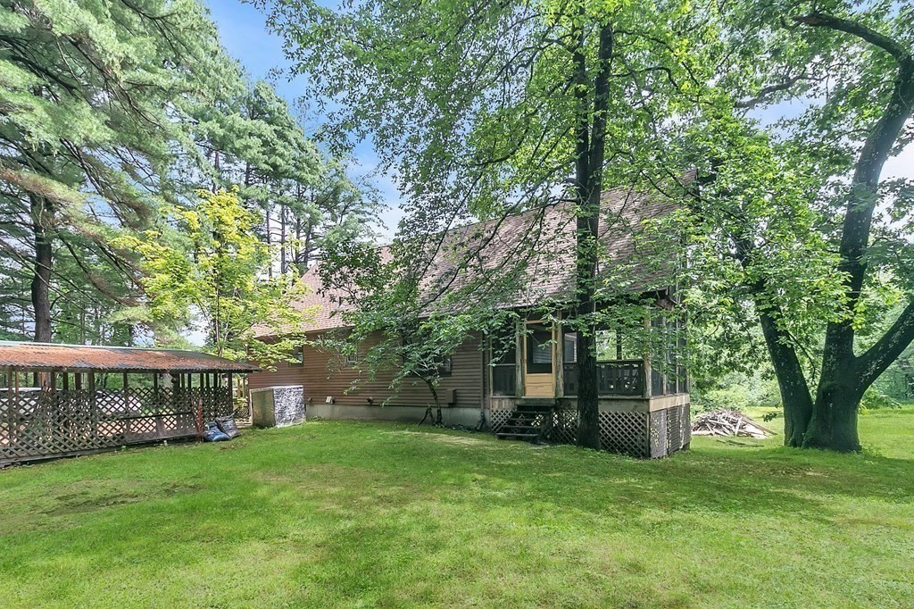 486 Sunderland Road Amherst, MA 01002 - Photo 35 of 40