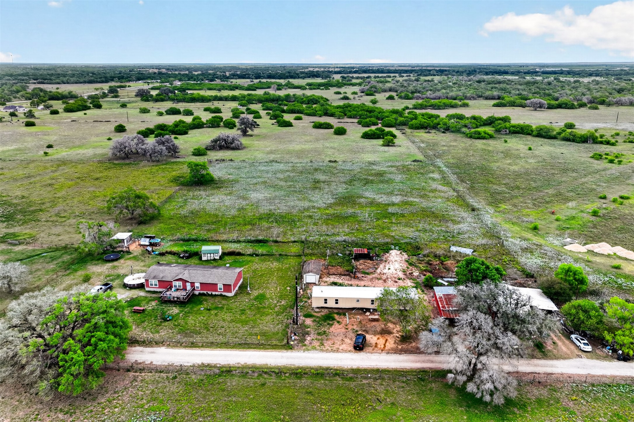 190 Smiley Tx 78159 Smiley, TX 78159 - Photo 9 of 16