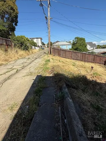 $110,000 | 208 Carolina Street, Vallejo, CA 94590