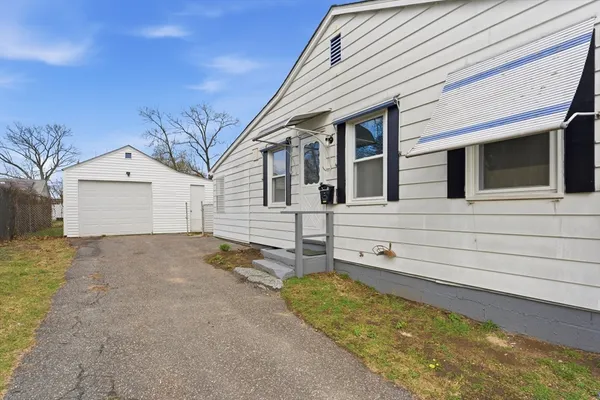 $264,900 | 178 Penrose Street, Springfield, MA 01109