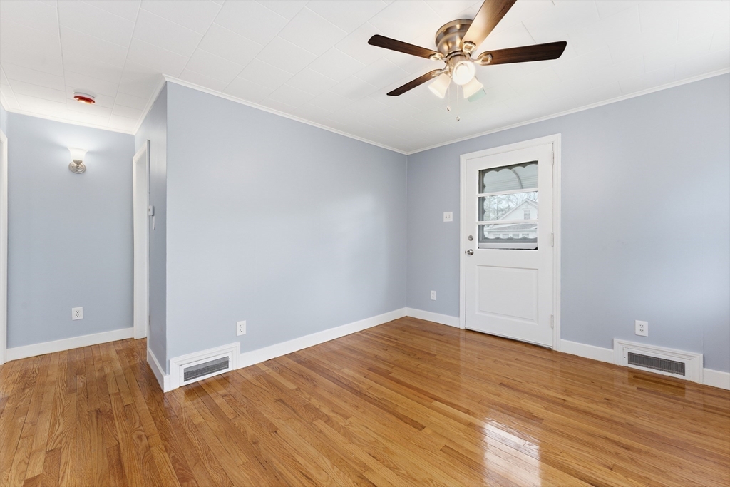 178 Penrose Street Springfield, MA 01109 - Photo 25 of 41