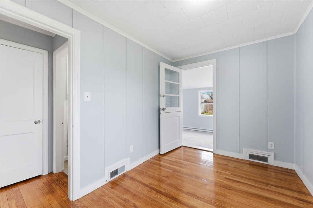 178 Penrose Street Springfield, MA 01109 - Photo 27 of 41