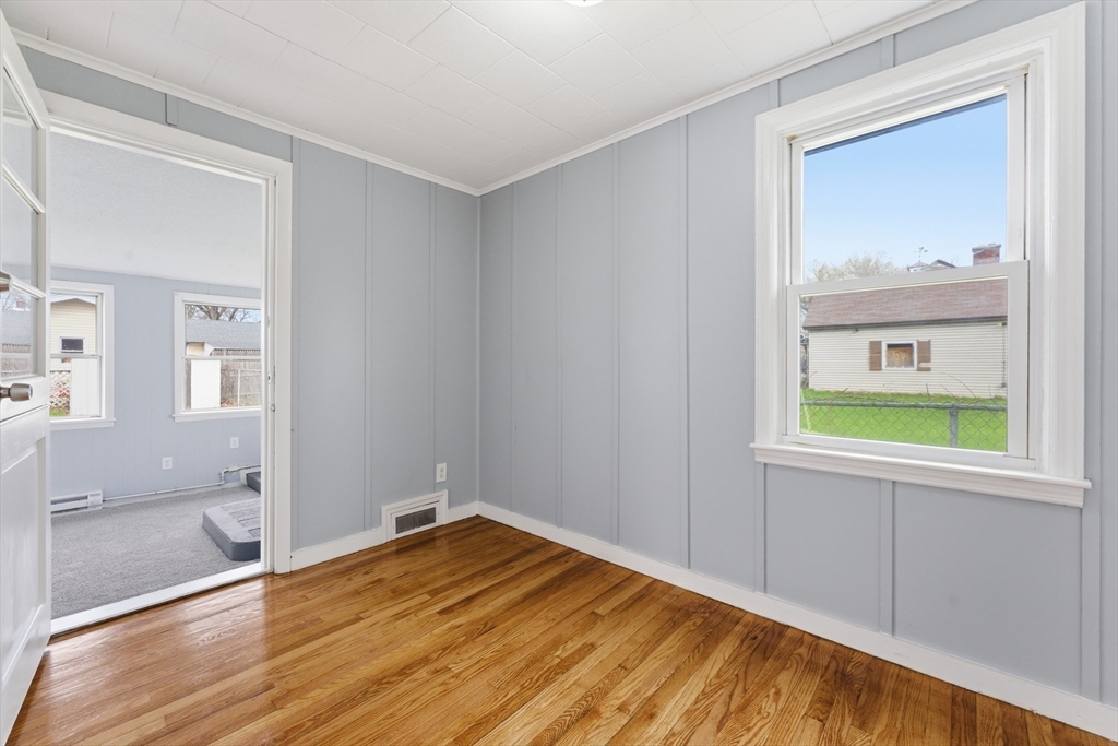 178 Penrose Street Springfield, MA 01109 - Photo 28 of 41