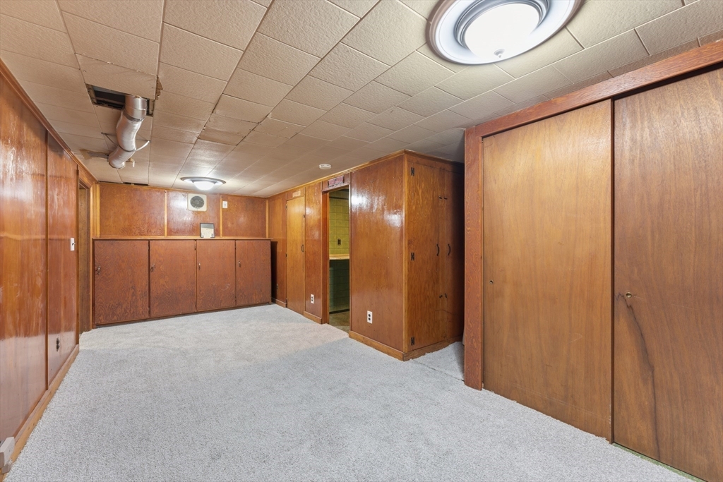 178 Penrose Street Springfield, MA 01109 - Photo 29 of 41