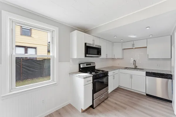 $264,900 | 178 Penrose Street, Springfield, MA 01109