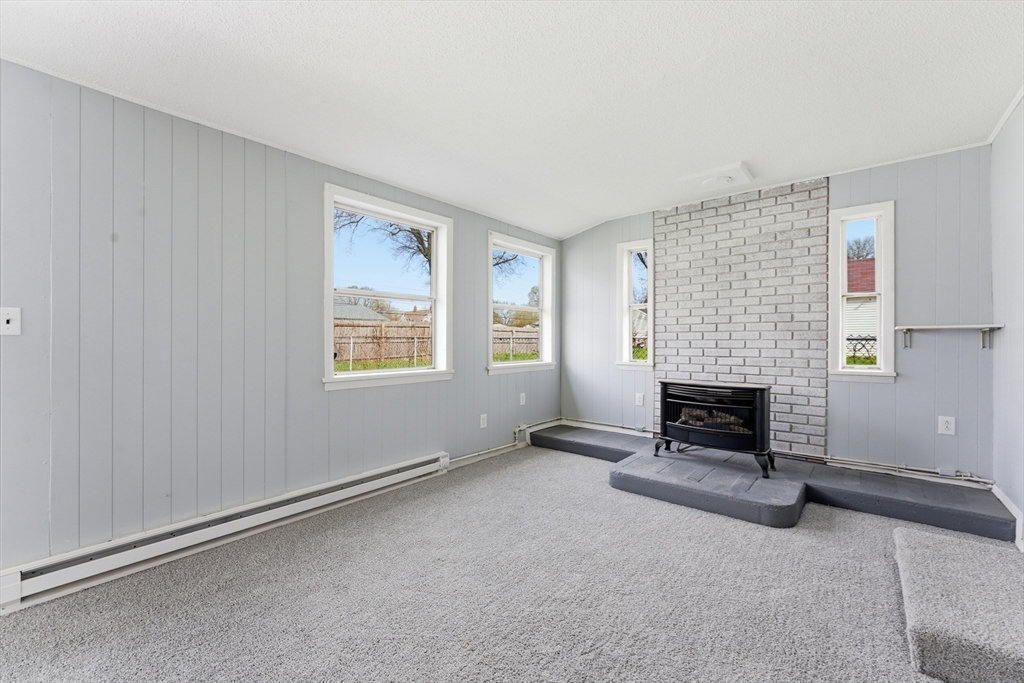 178 Penrose Street Springfield, MA 01109 - Photo 10 of 41