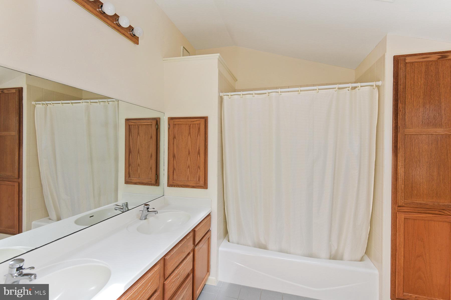 70 Copper Mine Road Princeton, NJ 08540 - Photo 19 of 42 Main Bath