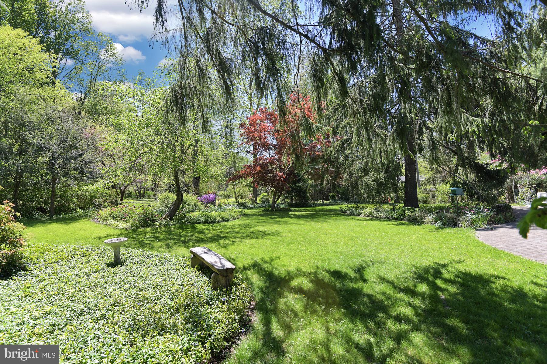 70 Copper Mine Road Princeton, NJ 08540 - Photo 28 of 42 Gardens near Patio