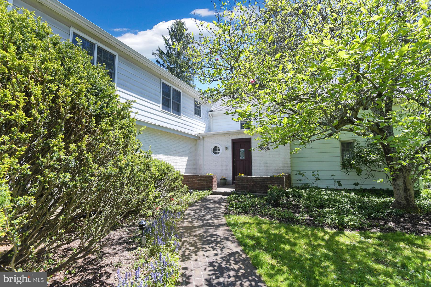70 Copper Mine Road Princeton, NJ 08540 - Photo 4 of 42 Front Entrance