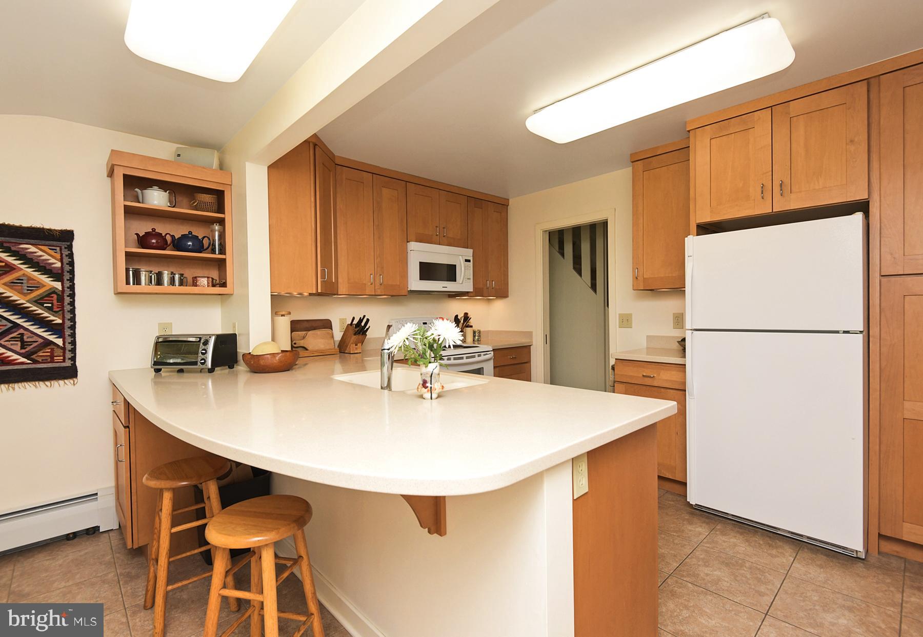 70 Copper Mine Road Princeton, NJ 08540 - Photo 10 of 42 Kitchen with Breakfast Bar