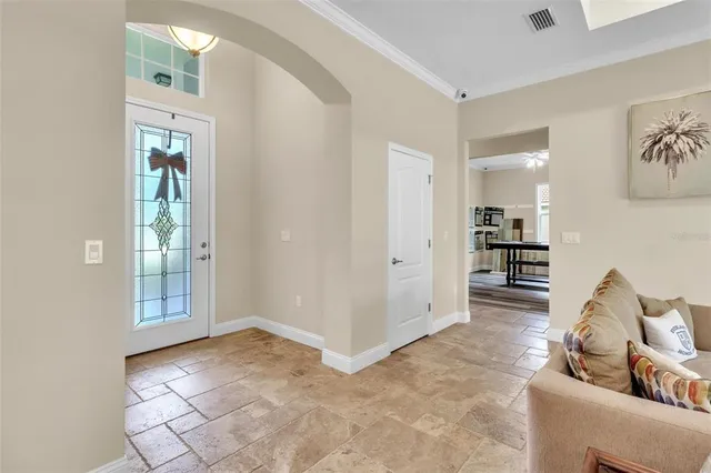 $475,000 | 10 Point Of Woods Drive, Palm Coast, FL 32164