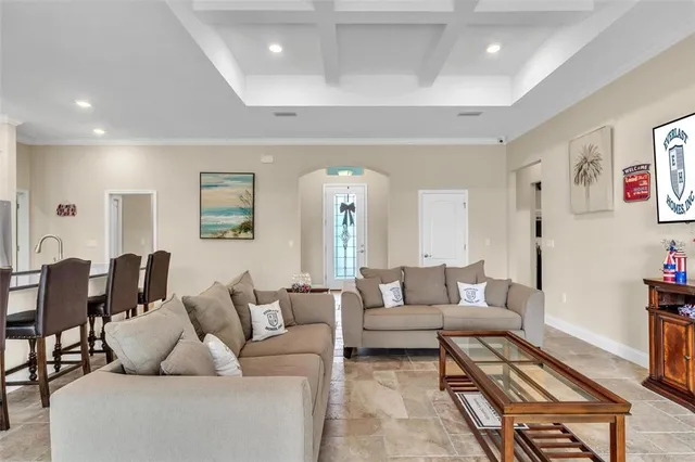 $475,000 | 10 Point Of Woods Drive, Palm Coast, FL 32164