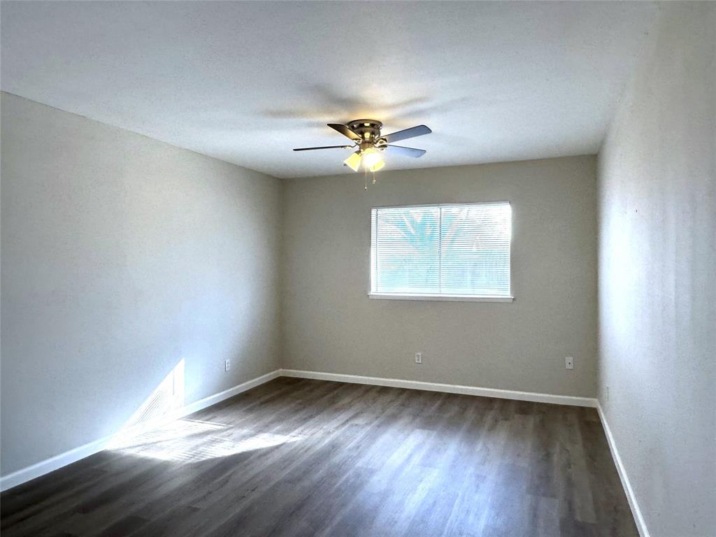 1612 Fairfield Drive Plano, TX 75074 - Photo 14 of 21 Primary Bedroom