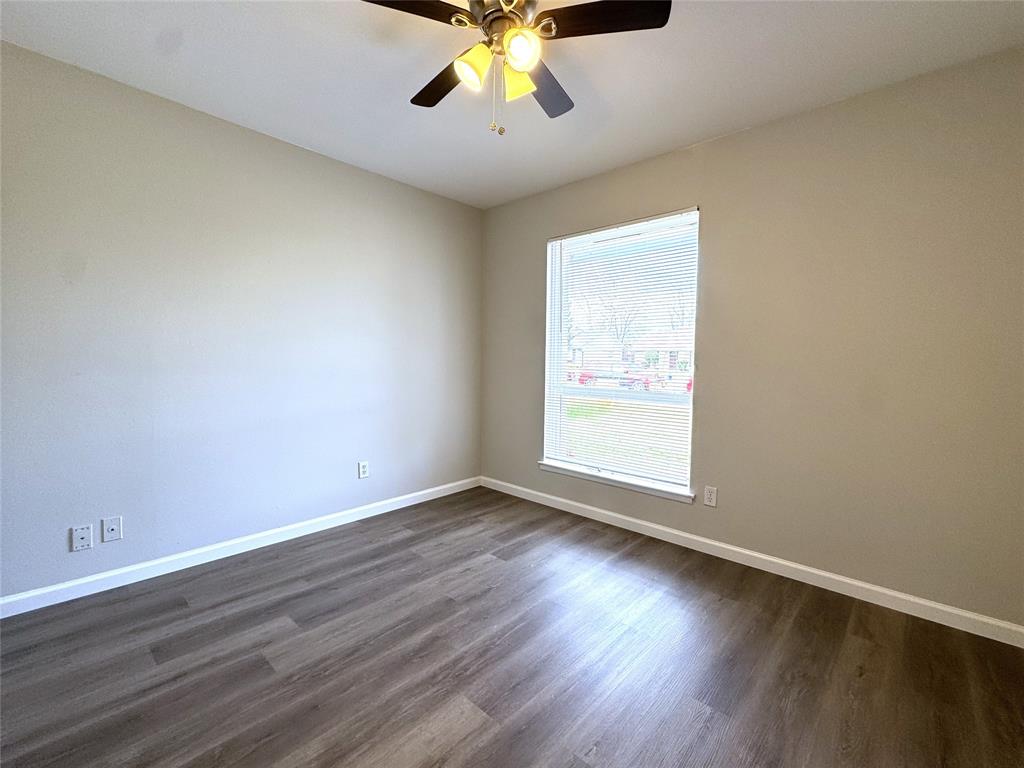 1612 Fairfield Drive Plano, TX 75074 - Photo 9 of 21 Bedroom #2