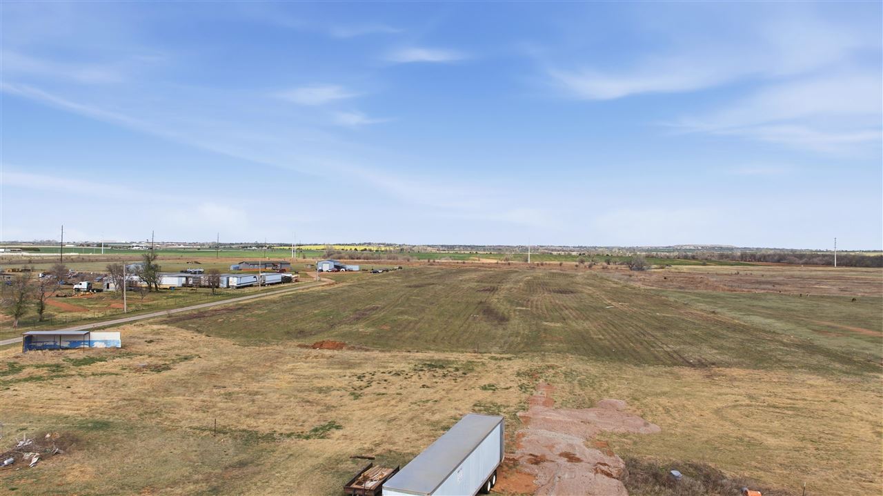 118 East Skeleton Road Waukomis, OK 73773 - Photo 3 of 9 Gallery Image 3