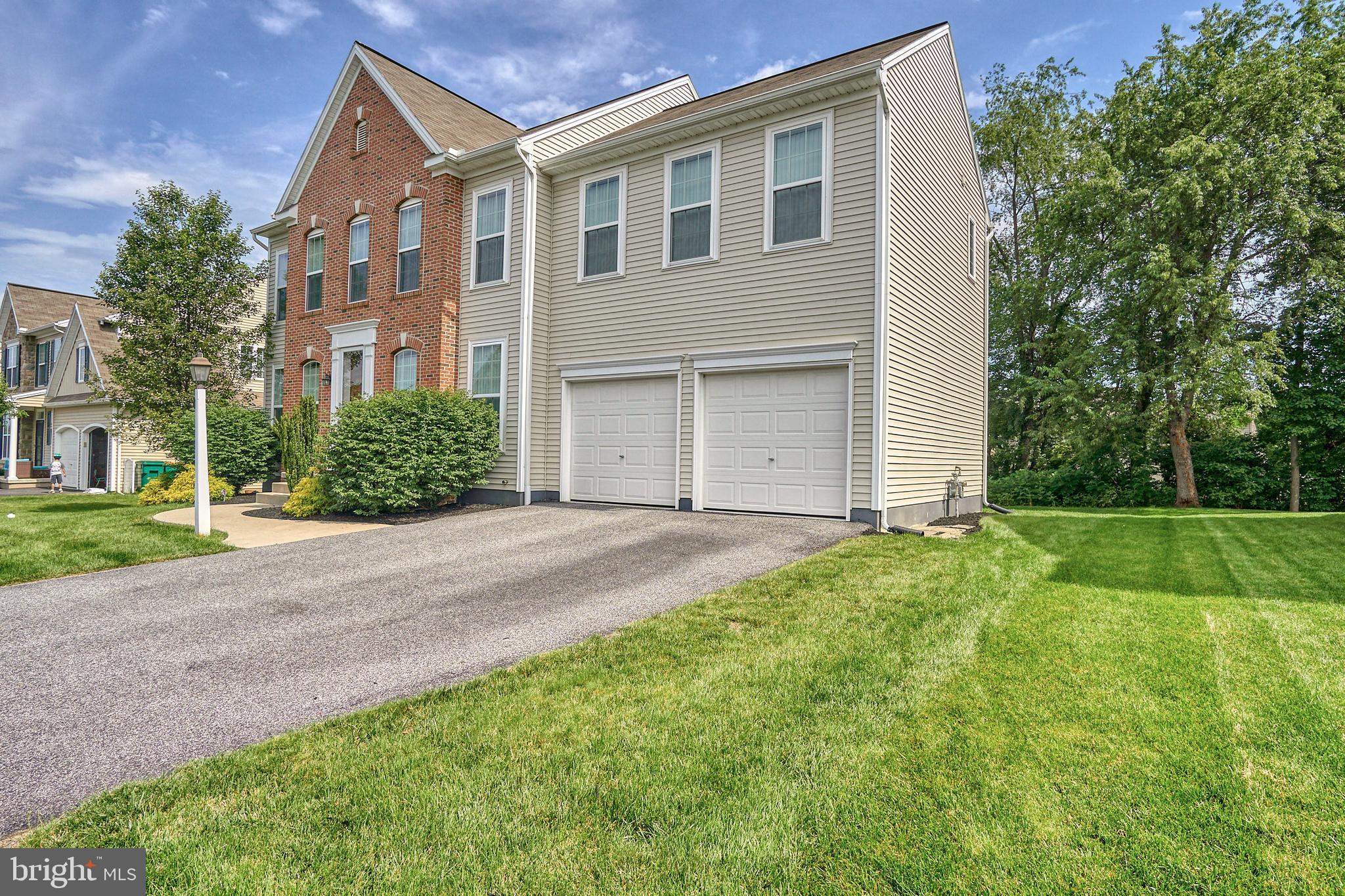 969 Powder Horn Drive Hummelstown, PA 17036 - Photo 3 of 32 Gallery Image 3