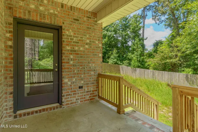 $259,900 | 46 Canal Drive, Hattiesburg, MS 39402