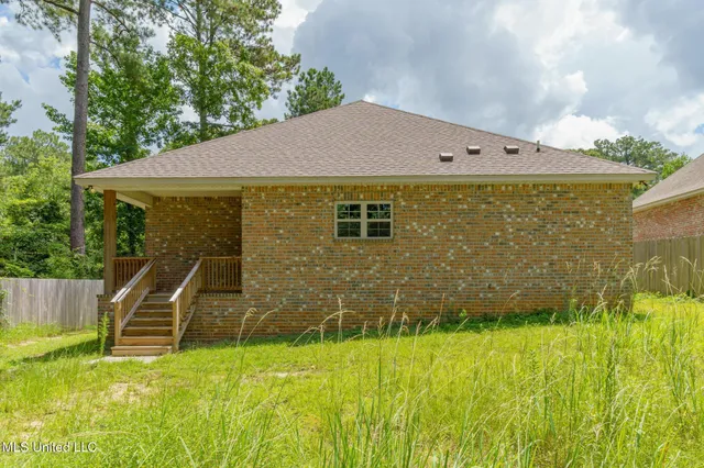 $259,900 | 46 Canal Drive, Hattiesburg, MS 39402