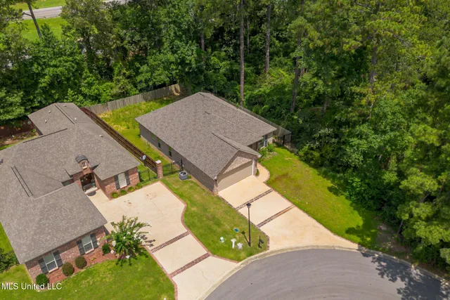 $259,900 | 46 Canal Drive, Hattiesburg, MS 39402