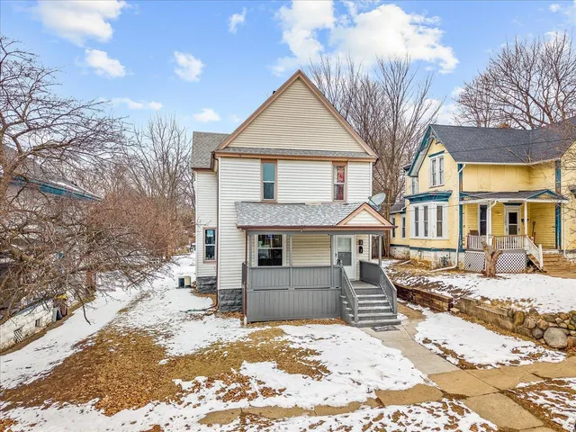 $185,000 | 1128 Grant Avenue, Rockford, IL 61103