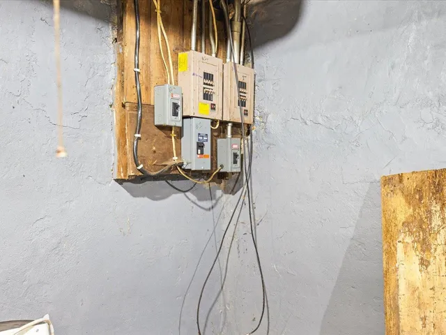 $185,000 | 1128 Grant Avenue, Rockford, IL 61103