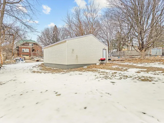 $185,000 | 1128 Grant Avenue, Rockford, IL 61103