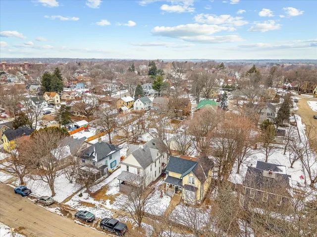 $185,000 | 1128 Grant Avenue, Rockford, IL 61103