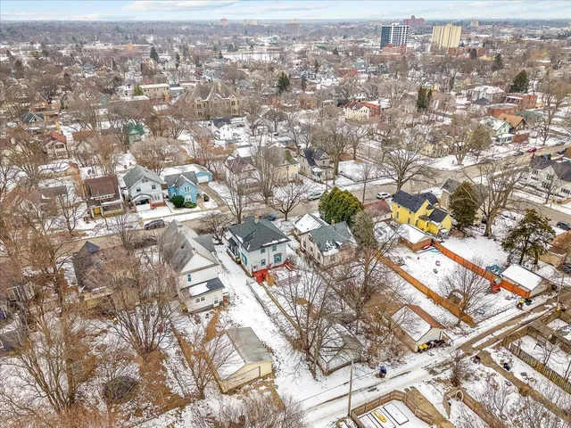 $185,000 | 1128 Grant Avenue, Rockford, IL 61103