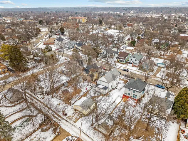 $185,000 | 1128 Grant Avenue, Rockford, IL 61103