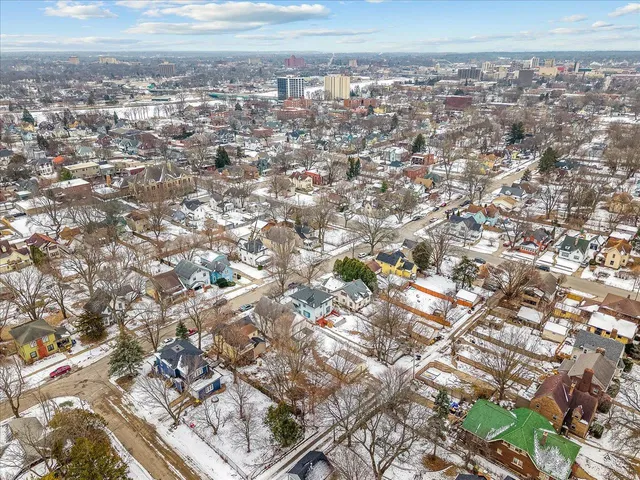 $185,000 | 1128 Grant Avenue, Rockford, IL 61103