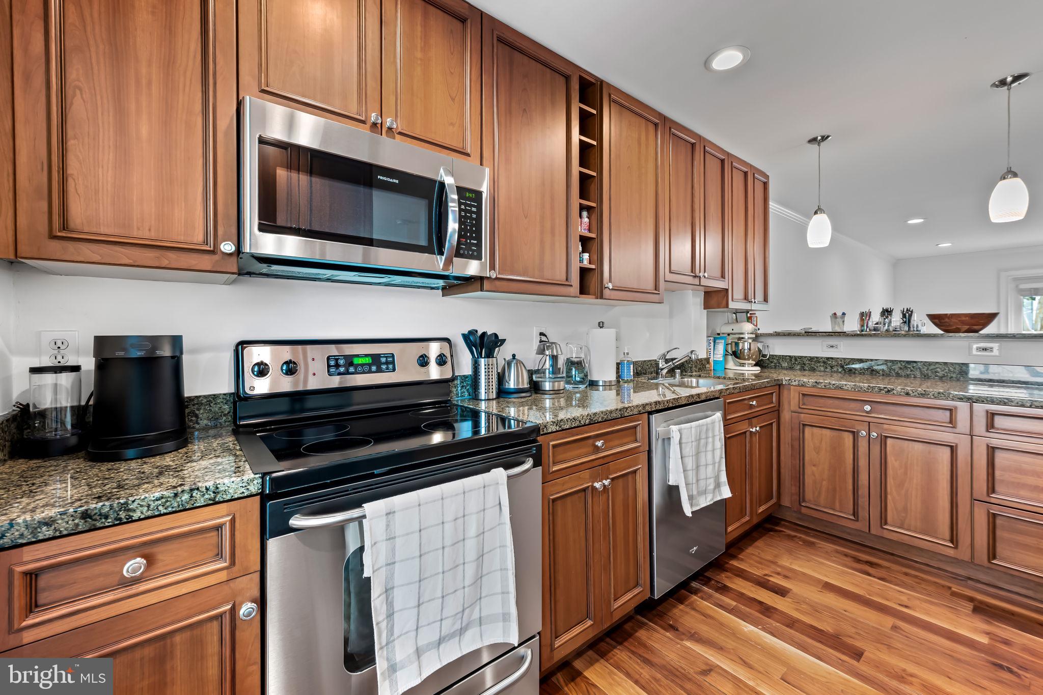 1212 South Potomac Street Baltimore, MD 21224 - Photo 15 of 38