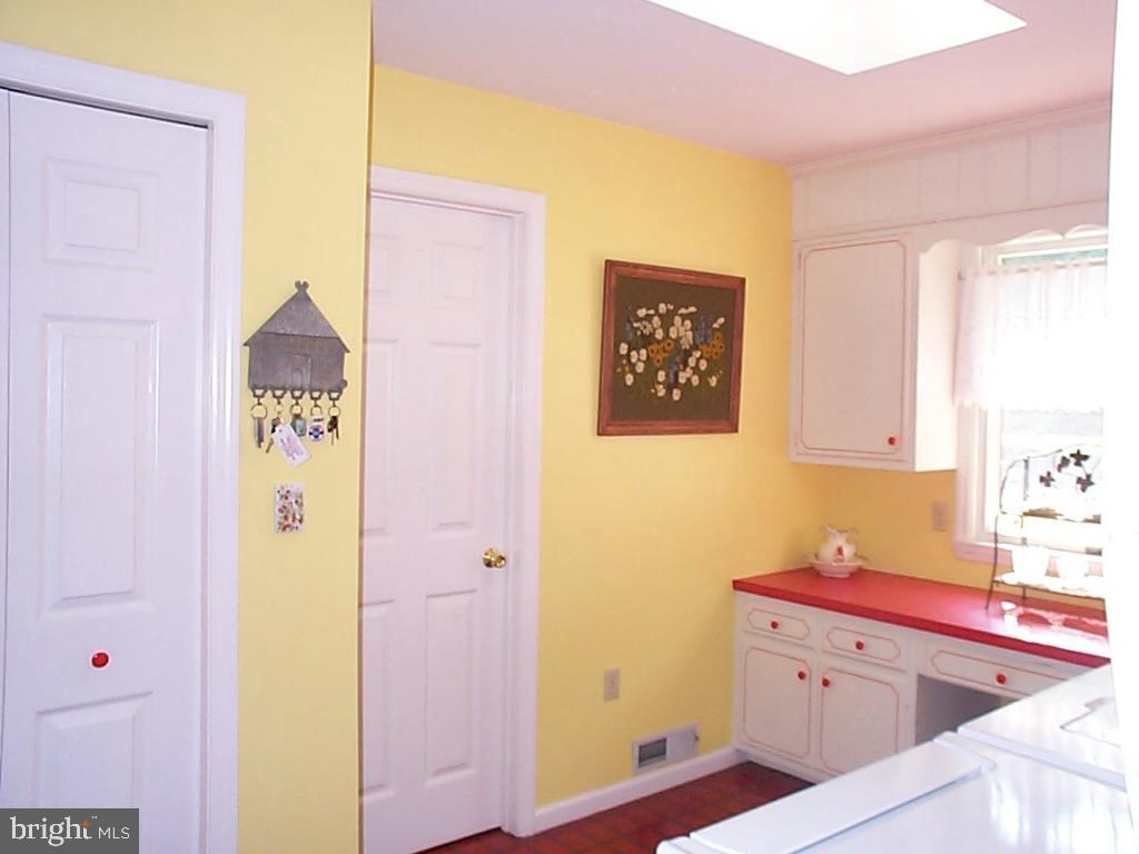 224 Bomberger Road Akron, PA 17501 - Photo 31 of 37