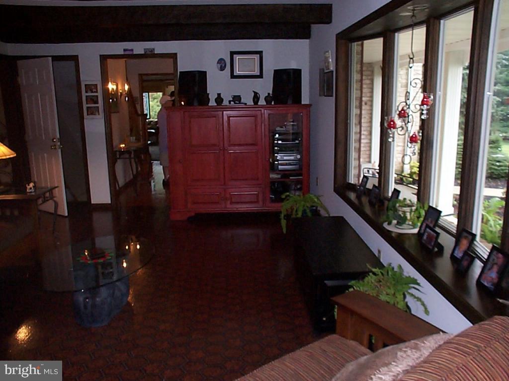 224 Bomberger Road Akron, PA 17501 - Photo 9 of 37