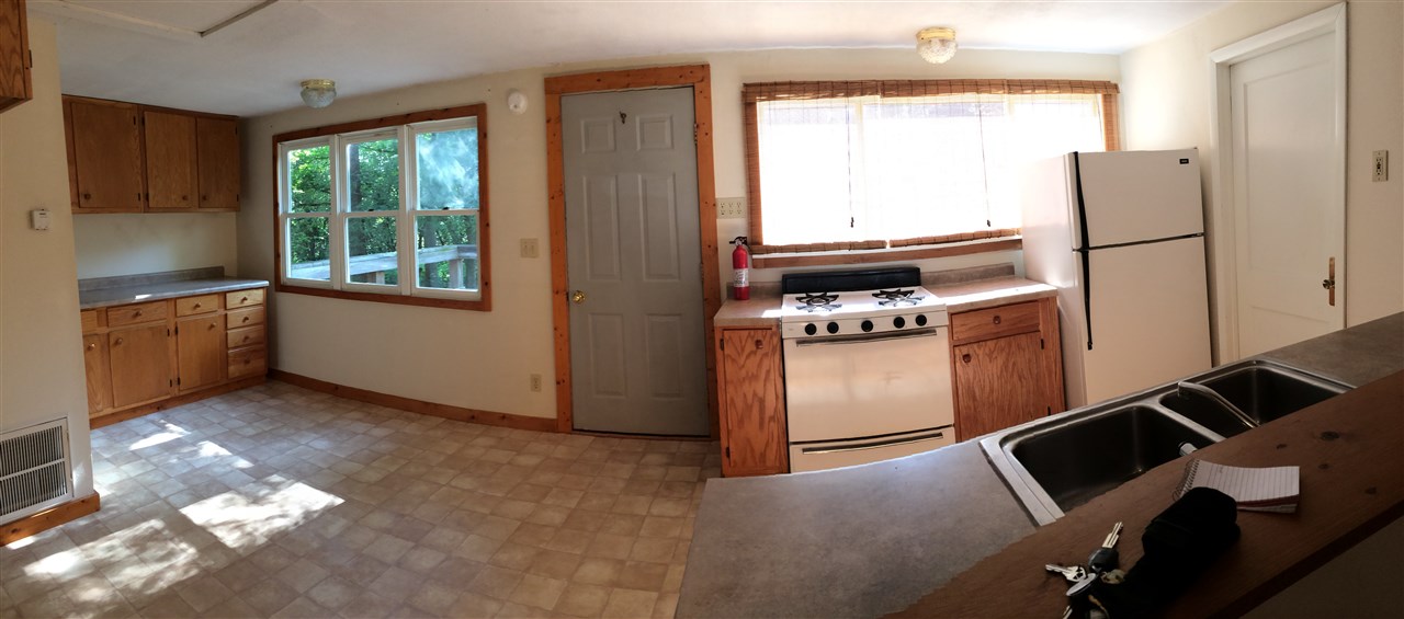 2455 South Knightridge Road Bloomington, IN 47401 - Photo 2 of 9