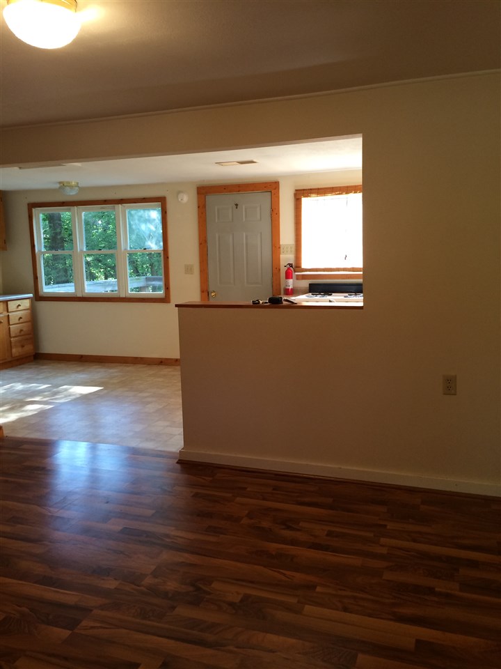 2455 South Knightridge Road Bloomington, IN 47401 - Photo 3 of 9