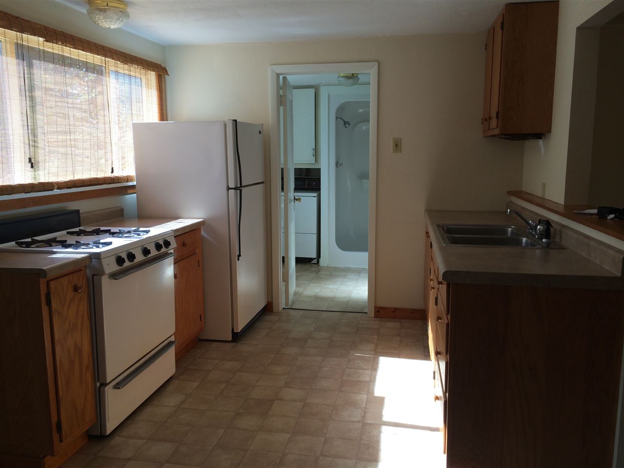 2455 South Knightridge Road Bloomington, IN 47401 - Photo 6 of 9