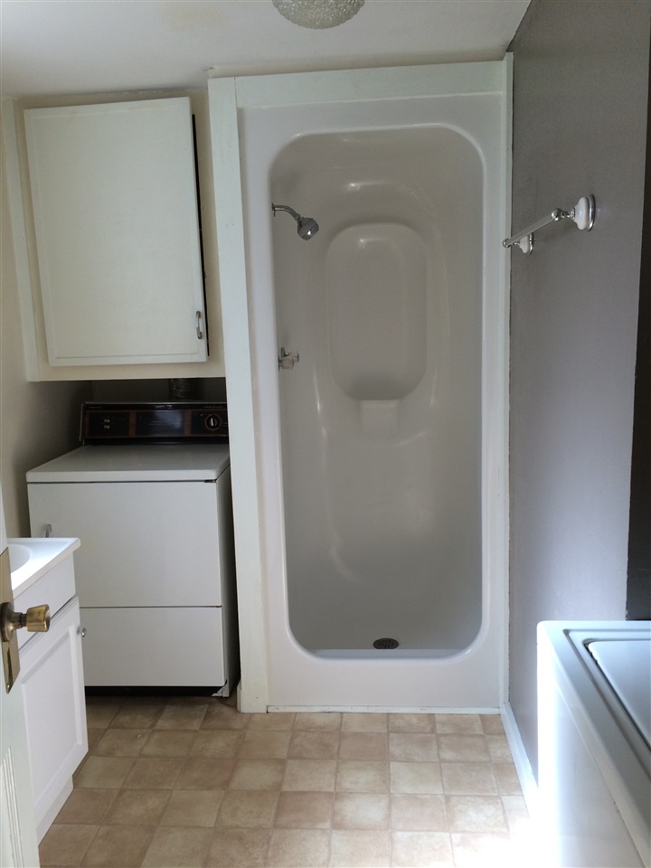 2455 South Knightridge Road Bloomington, IN 47401 - Photo 7 of 9