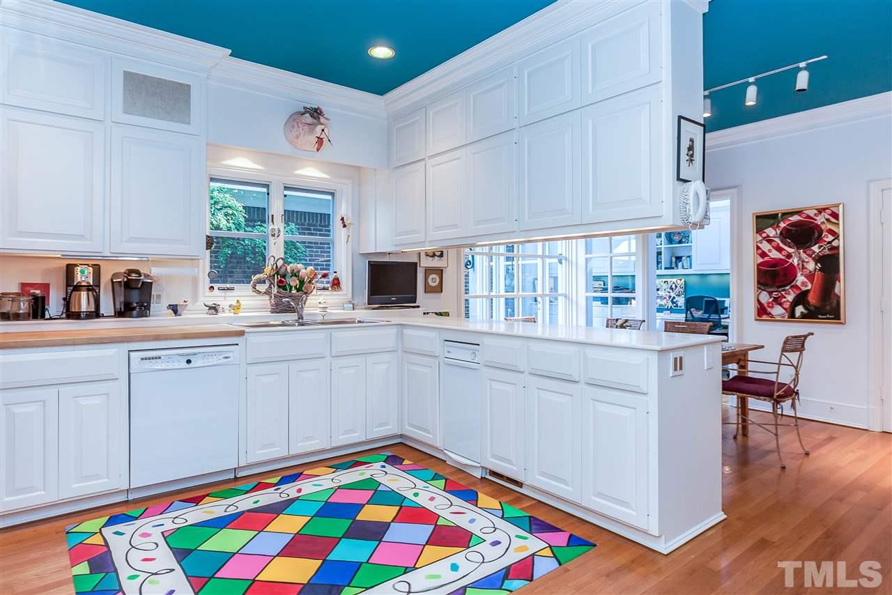 924 Vance Street Raleigh, NC 27608 - Photo 11 of 25