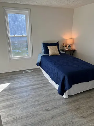 $159,000 | 982 8th Street Northwest, Linton, IN 47441